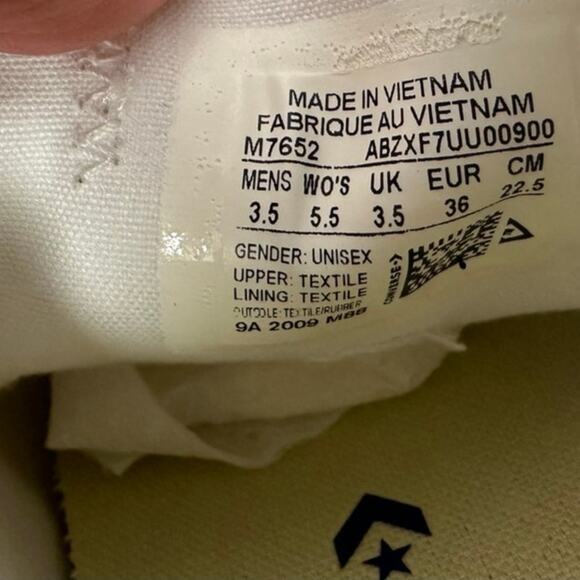 Converse Chuck Taylor All Star Low White Sneakers 3.5M 5.5W - Classic Canvas - Picture 8 of 10